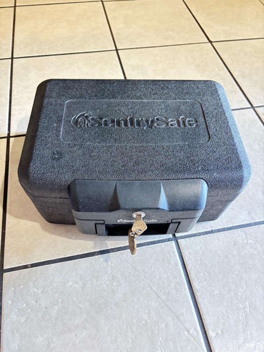 SentrySafe Portable Key Lock Box in Black